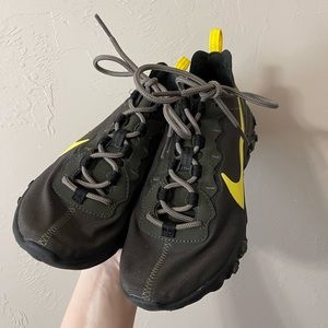 Nike React Element 55 Oregon Team Issue